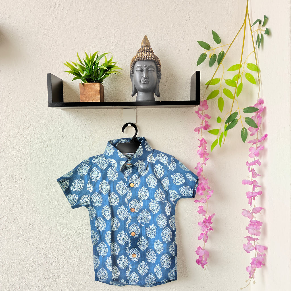 Indigo Spade Motifs Men's Shirt