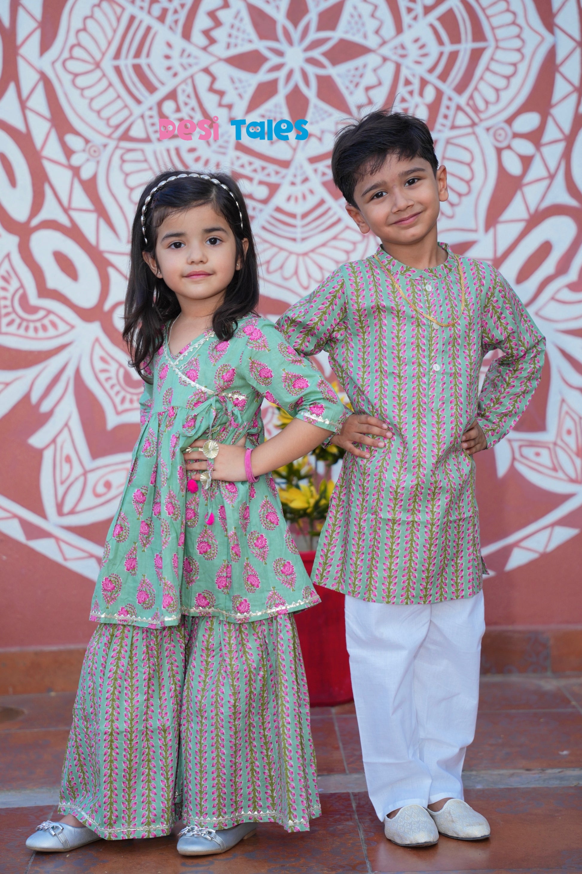 Green Pink Leaf Twinning Kurta Pyjama Set