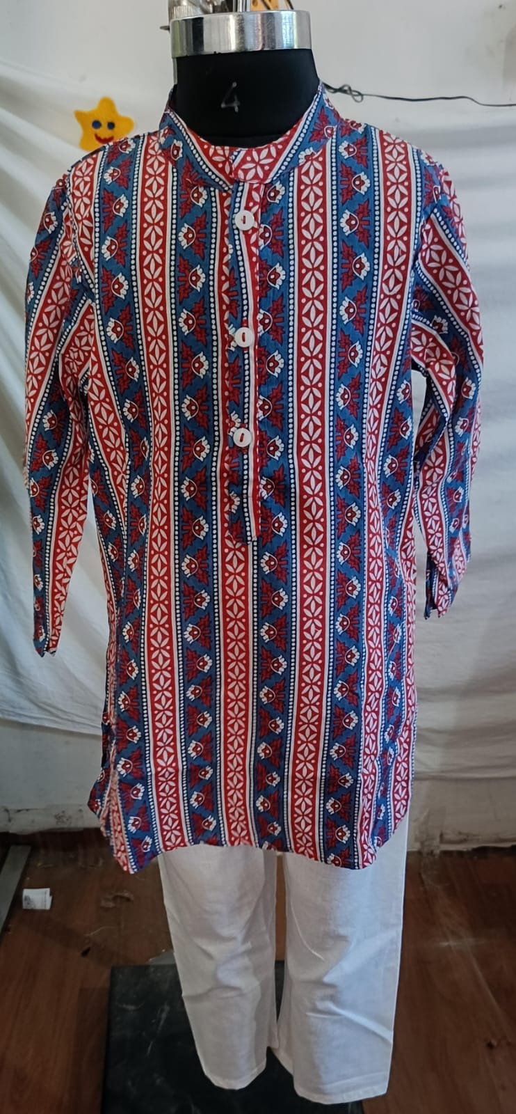 Red Blue Vertical Floral Kurta Pyjama