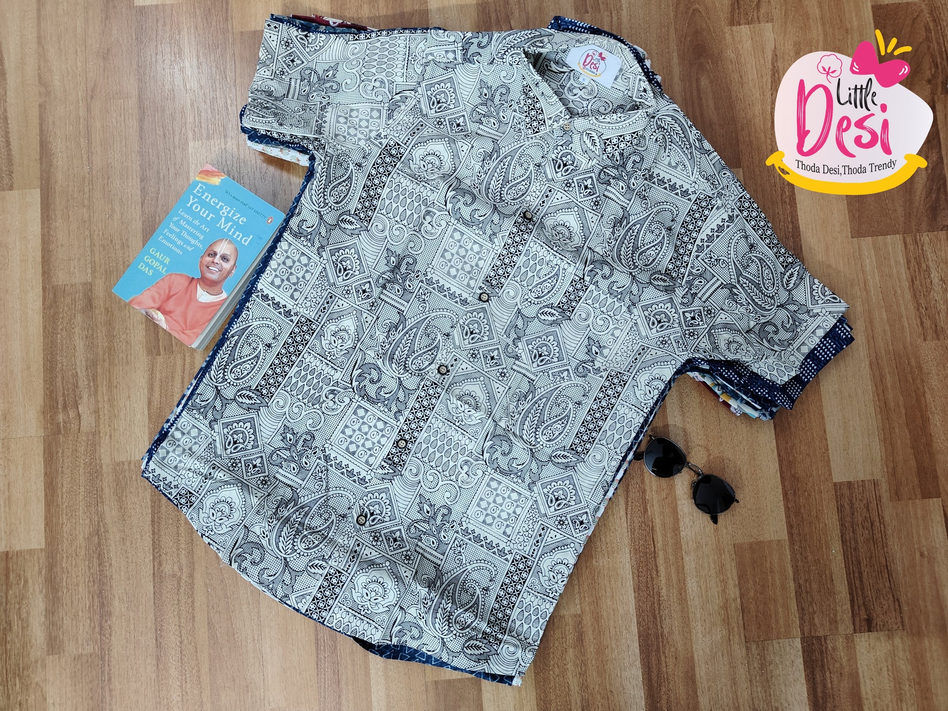 Black White Maze Kids' Shirt