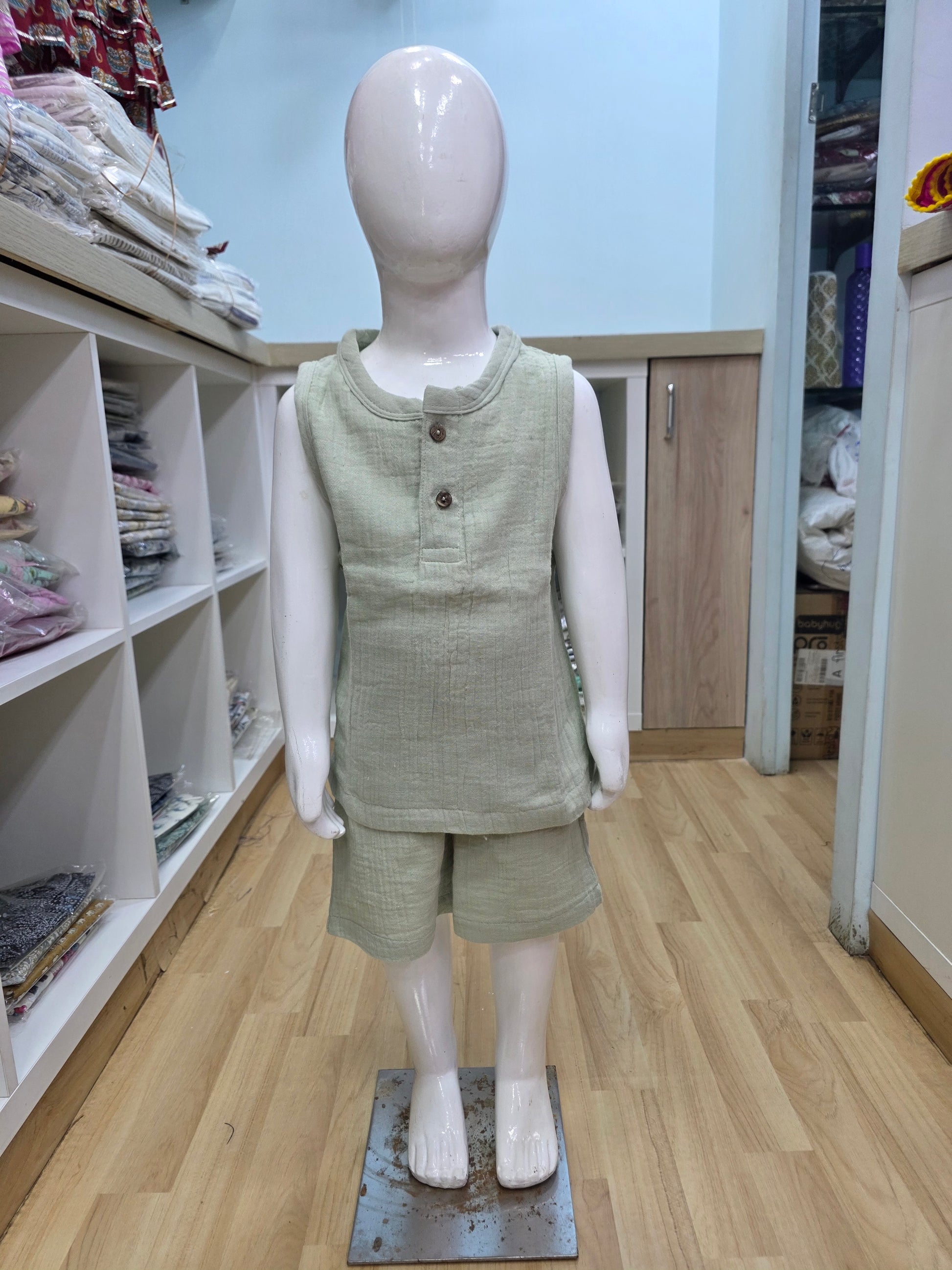 Pista Crinkled Muslin Sleeveless Coord Set